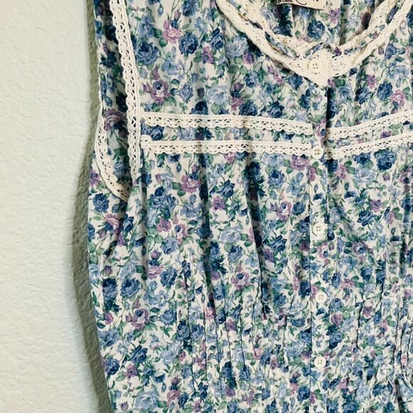 Romy Blue Purple Vintage Floral Crochet Feminine Button Up Sleeveless Top | XL - Picture 2 of 6